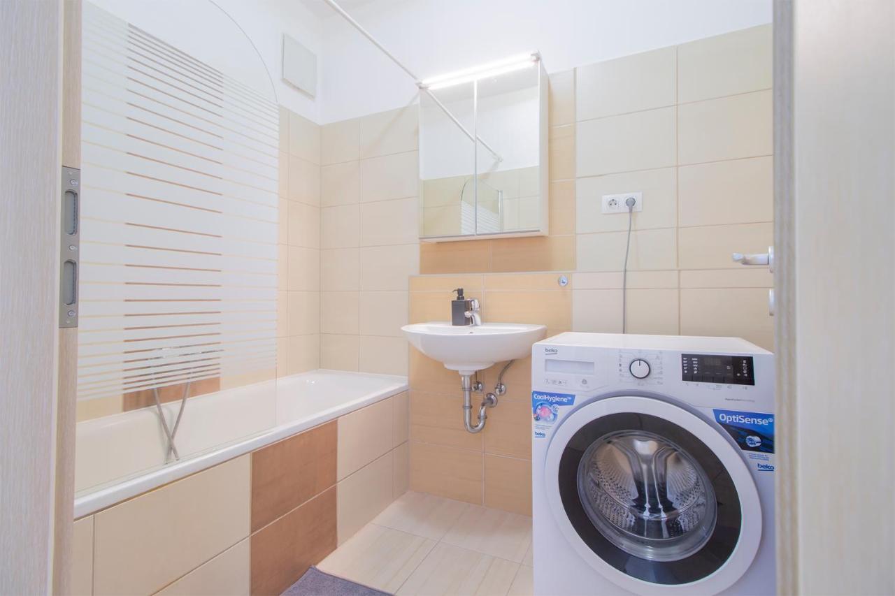 Apartament Spring House With Free Private Parking Budapeszt Zewnętrze zdjęcie